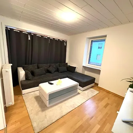 Sehr Grosse Ferienwohnung, Apartment In Kaiserslautern Wehome Classic Esterno foto