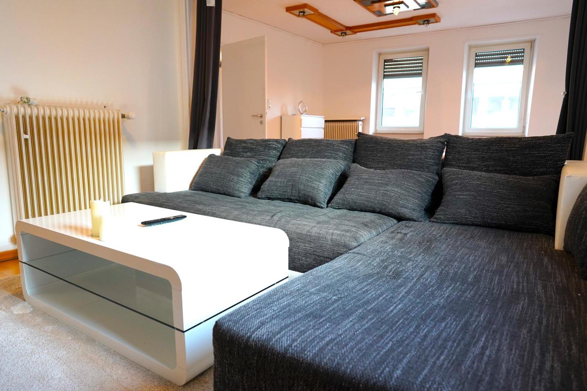Sehr Grosse Ferienwohnung, In Wehome Classic Apartament