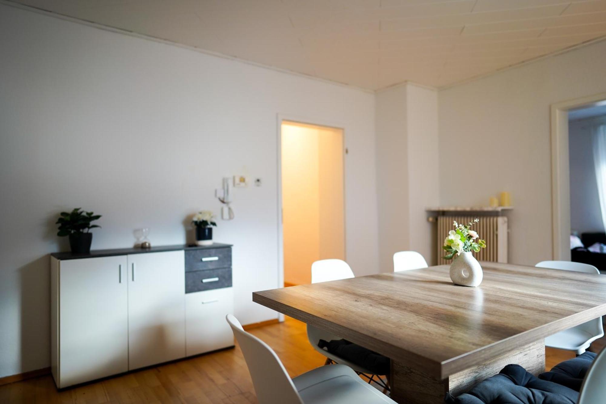 Sehr Grosse Ferienwohnung, In Wehome Classic Apartament