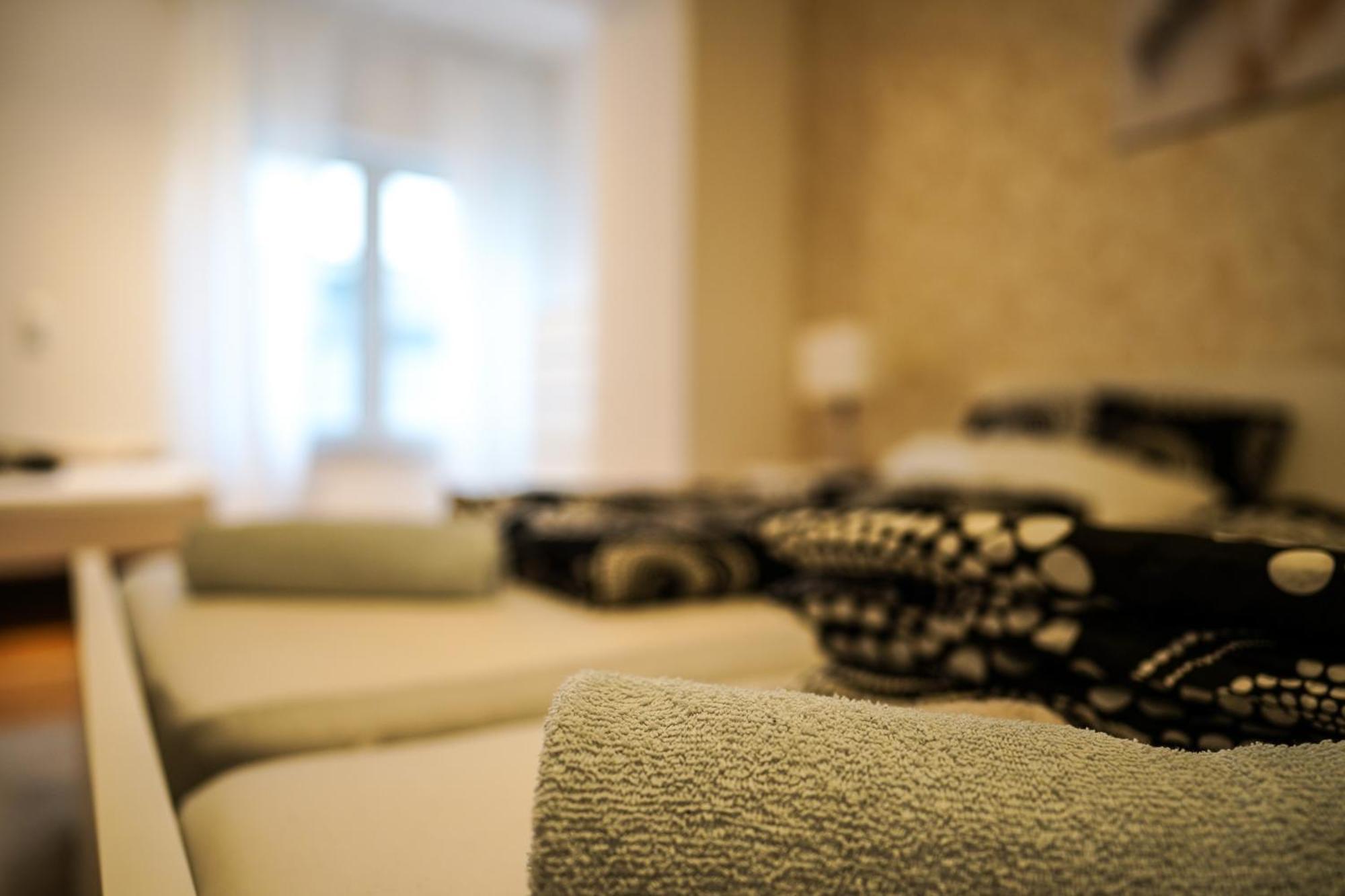 Sehr Grosse Ferienwohnung, In Wehome Classic Apartament *